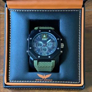 NWT Wrist Armor Army Watch